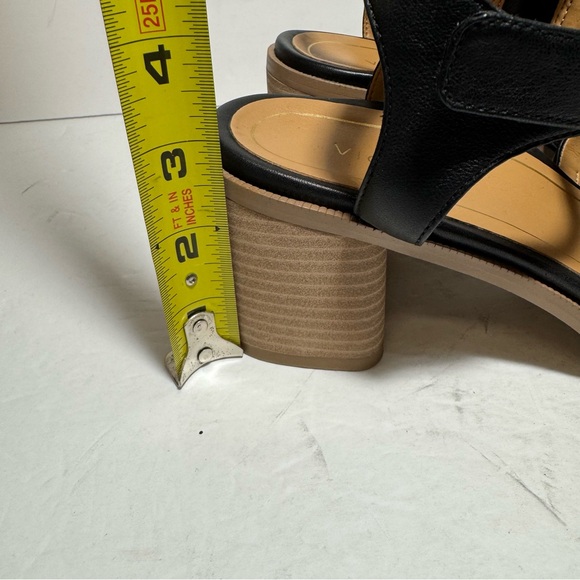 Vionic Maisy Sandals Black Leather
Sz 8.5 Wide Block Heel Slingback Strappy - Picture 11 of 14